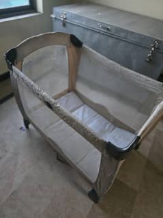 Graco | Baby Cot | Bassinet | Diaper changer | Baby bed