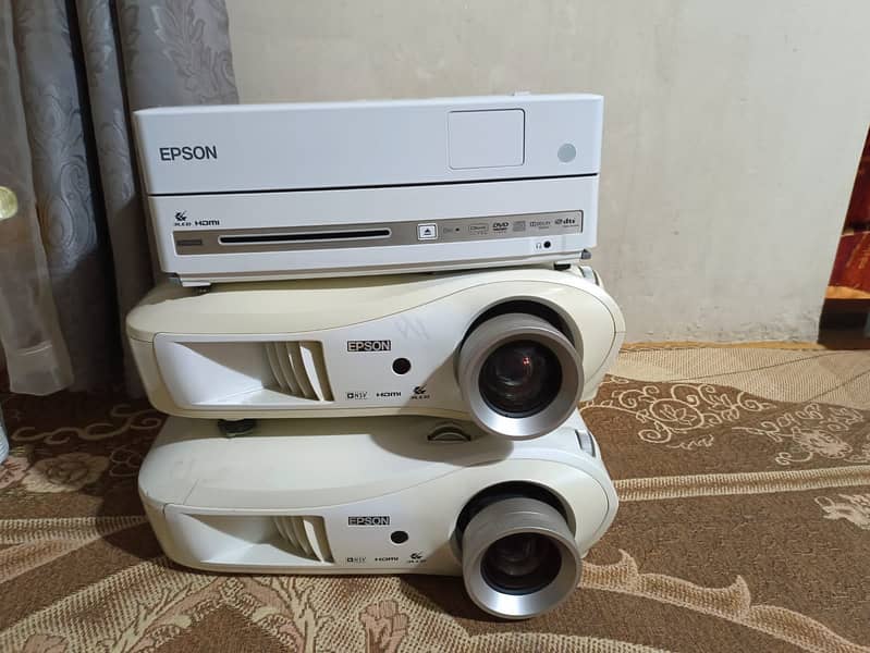 epson branded projectors for sale o3oo 291875o 0