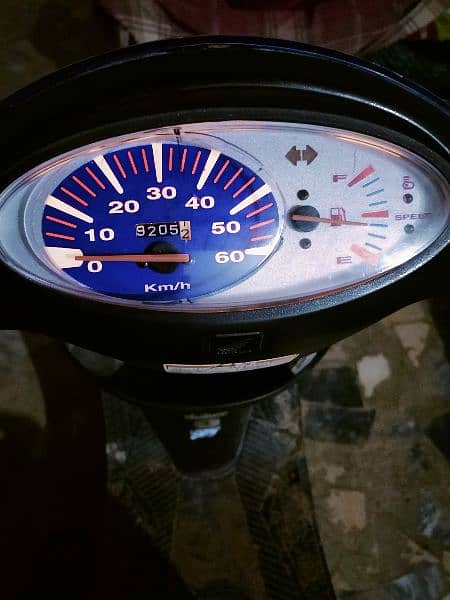 Auto Japanese  EFI water cool 49 cc Scooty 1