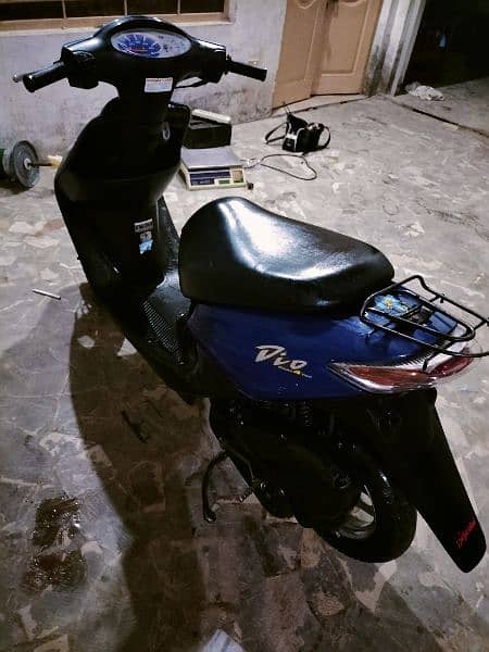 Auto Japanese  EFI water cool 49 cc Scooty 2
