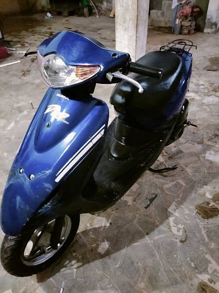 Auto Japanese  EFI water cool 49 cc Scooty 13