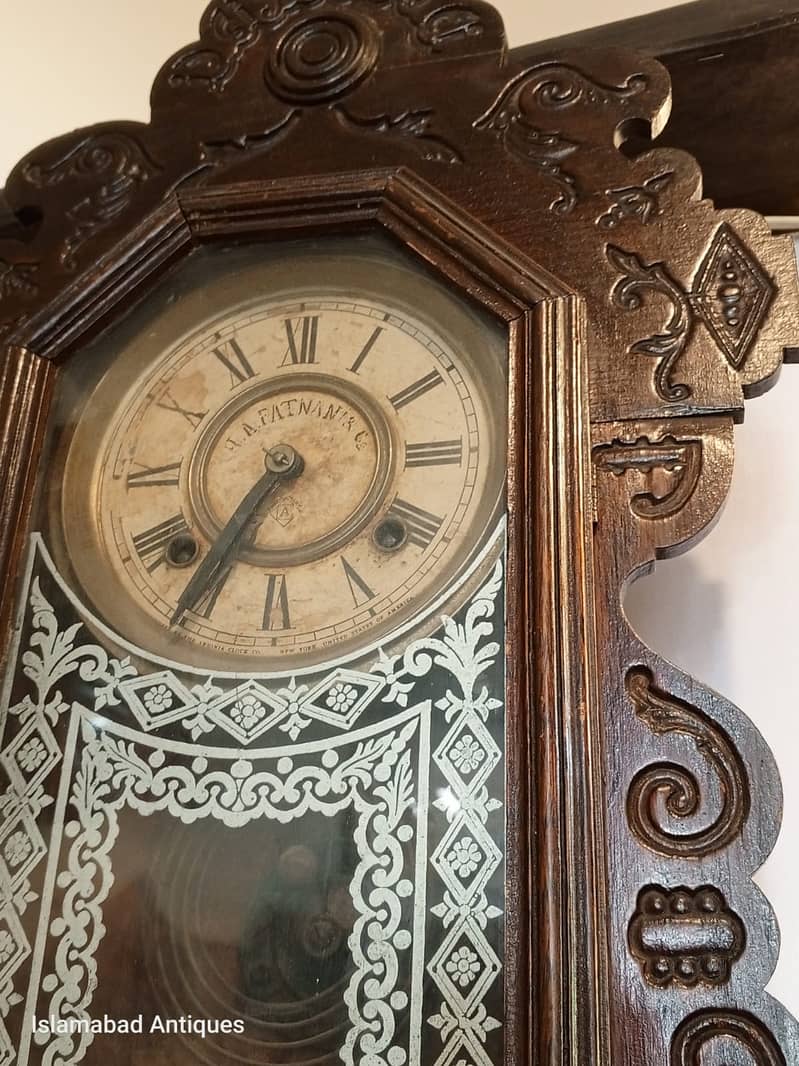 Antique American clock 1