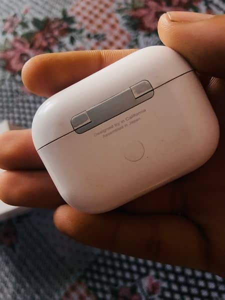 Airpods Pro (2nd generation ) 4