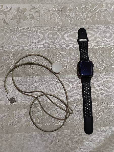 Apple Watch Series 4 9