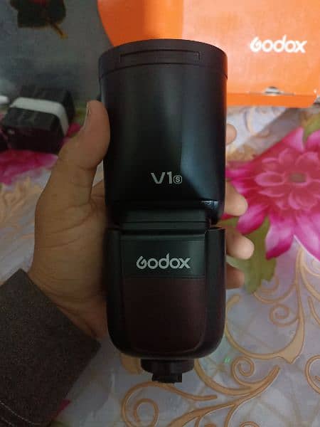 Godox V1s Flash For Sale Sialkot 03049849353 0