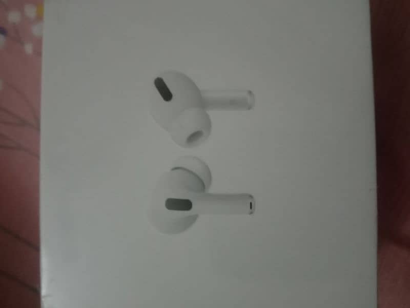 new earpods made by USA 1