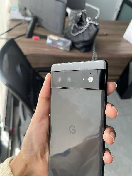 Pixel 6 - 8/128GB - Almost New (E-Sim Time Left) best camera phone 0