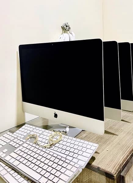 Apple iMac 2015 27 inches 5K Ratina Display, Core i5, 10/10 0