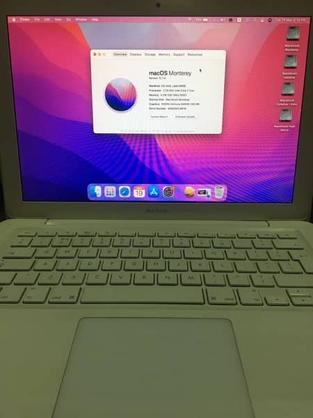 Apple 2009 unibody MacBook, 4GB ram, 2.26 Intel Core 2 Duo,MacOS 10 15
