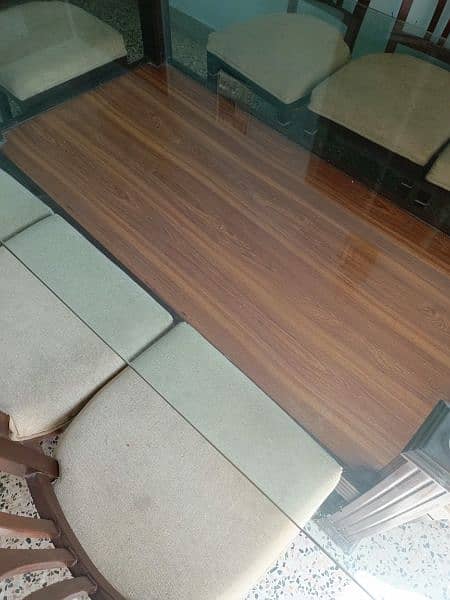 8 Seater Belgium Glass Dining table 3