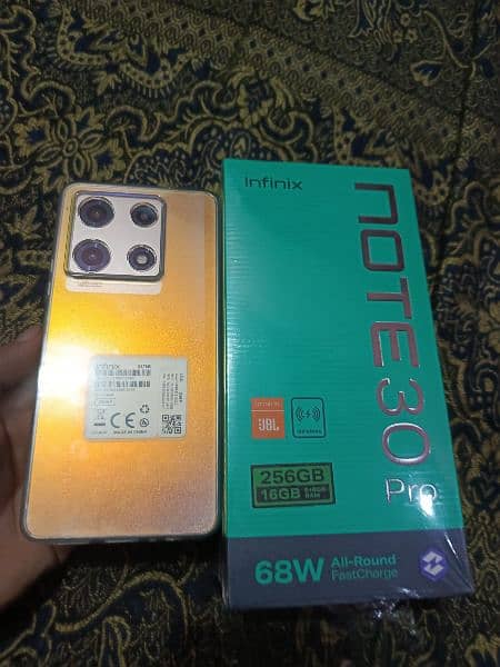 infinix note 30 pro Urgent for sell 1
