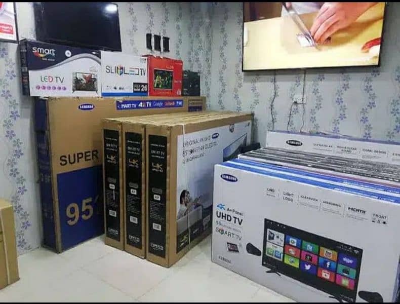 101 inch - 8k QLED Samsung Models phon + watsup 03227191508 4