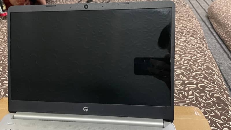 Hp laptop FQ0008CA with box 11