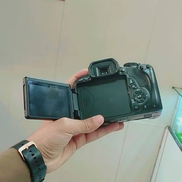 Canon Eos 600d DSLR Camera with Box 4