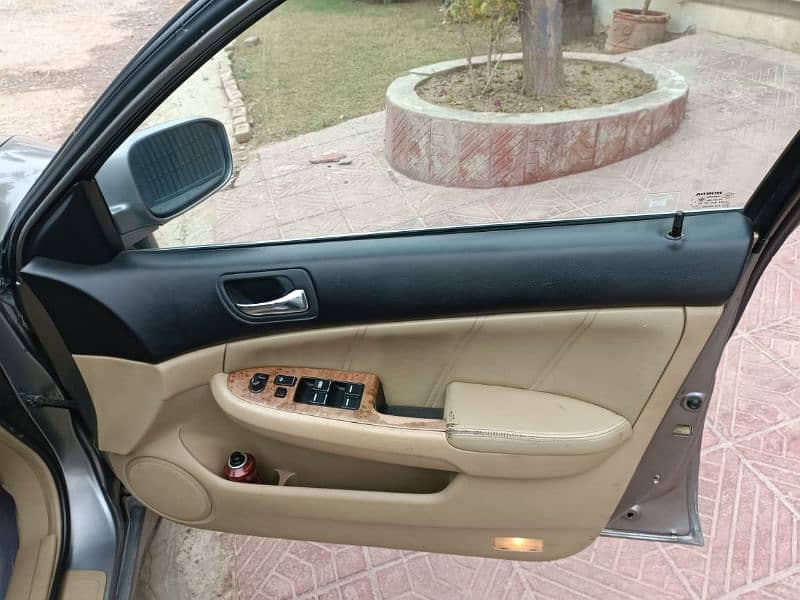 Honda Accord CM5 Lahore register cruise control electric seats 3