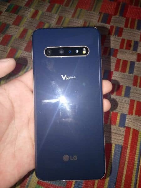 lg v 60 thinq non  pta approve official 10 /10 condishion 1