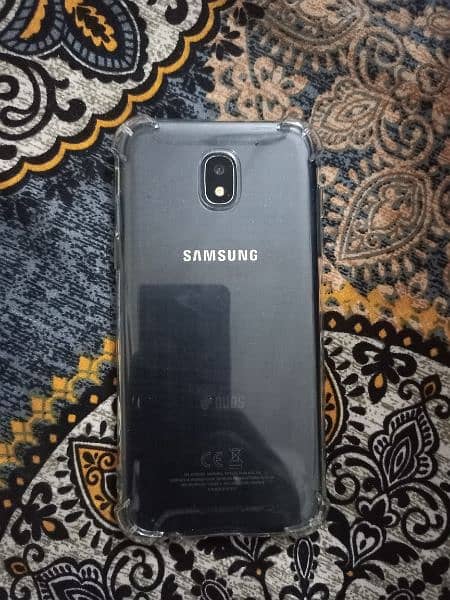 Samsung Galaxy j5 pro 5