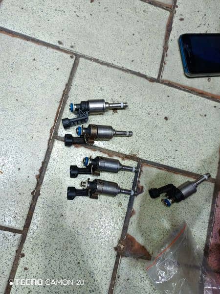 honda toyota Suzuki &etc cars all model fuel injector available 13