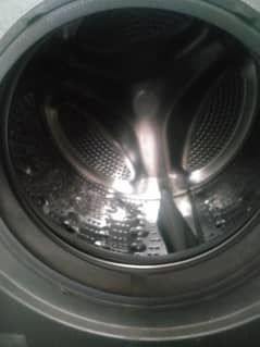 washing Machine frond load like new with accessories