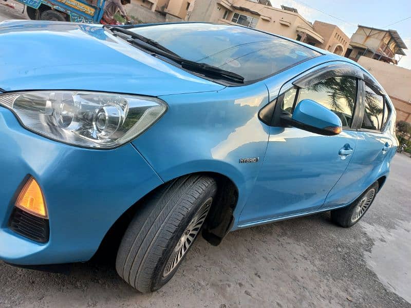 Most comfortable Hybrid Car Aqua Cars 1085311403