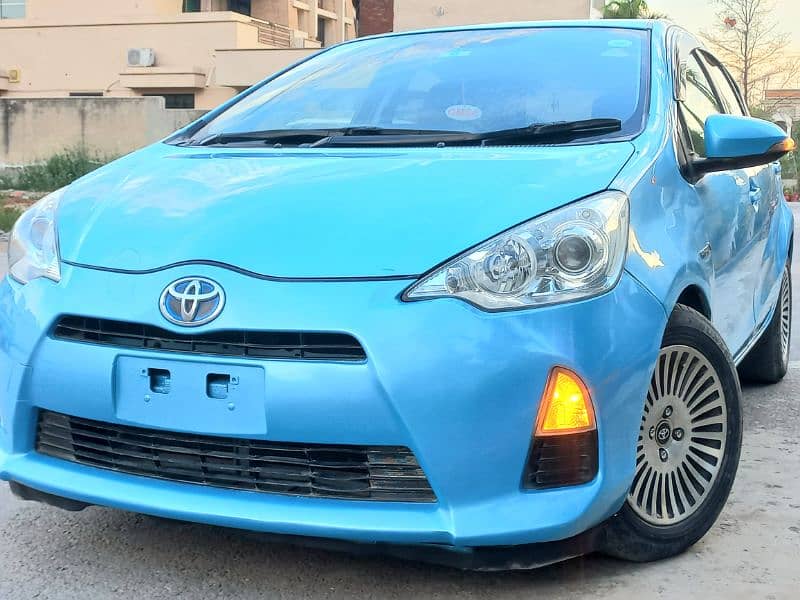 Most comfortable Hybrid Car Aqua Cars 1085311403