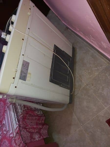 Washing Machine with Dryer 3