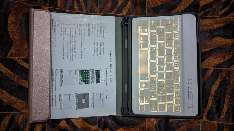 iPad mini Cover with Keyboard 3