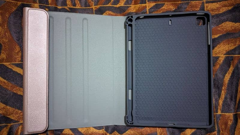 iPad mini Cover with Keyboard 4