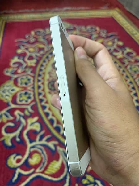 iphone 5s 16 gb pta approved 4