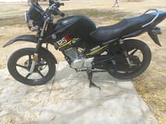 YBR 125 G Motorcycle (Excellent Condition 10/10)
