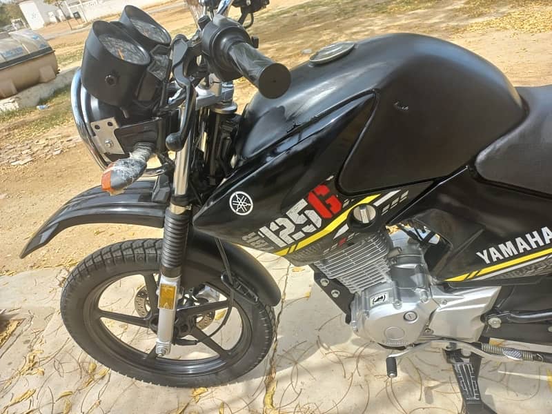 YBR 125 G Motorcycle (Excellent Condition 10/10) 2
