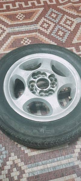 Cultus Tyre with universal alloy rim 2