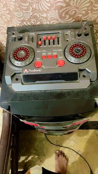 DJ 400 Audionic the sound system 1