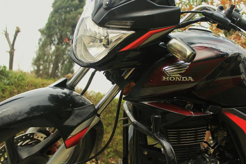 Honda cb150f 3