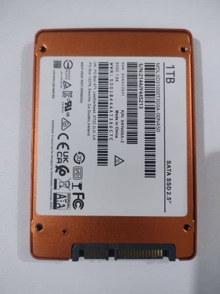 1TB SSD BRAND NEW FOR SELL 1