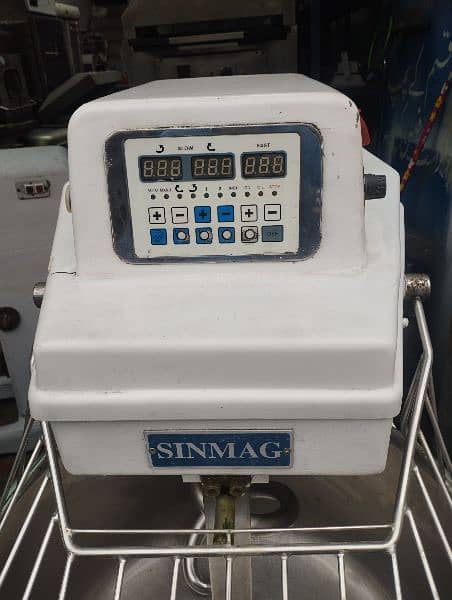 12 kg Capacity Dough Spiral Mixer Machine imported 220 voltage 2 speed 6