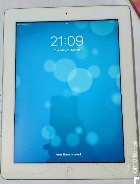 Apple iPad 4th generation 32 Gb storage 1
