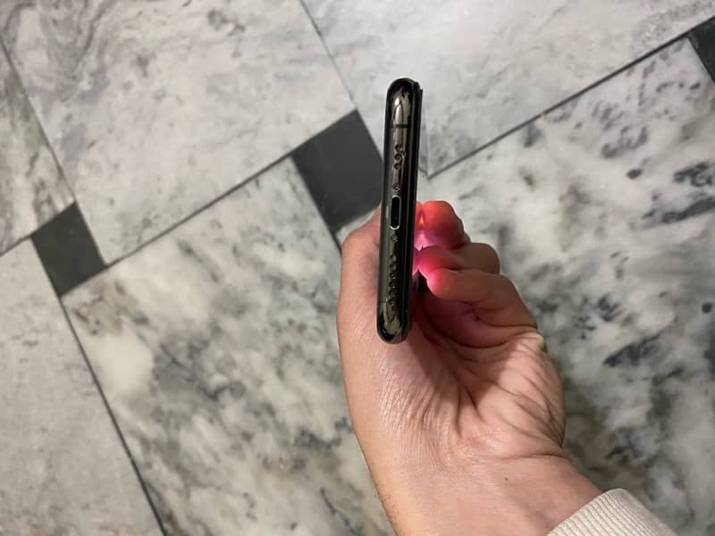 iphone xs 64gb non factory unlock for sell 3