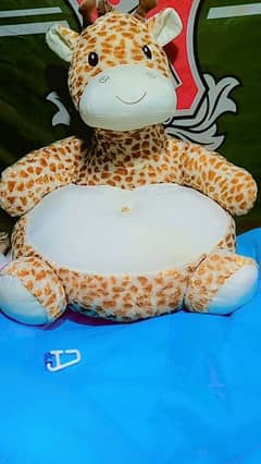baby seat giraff are available her for baby