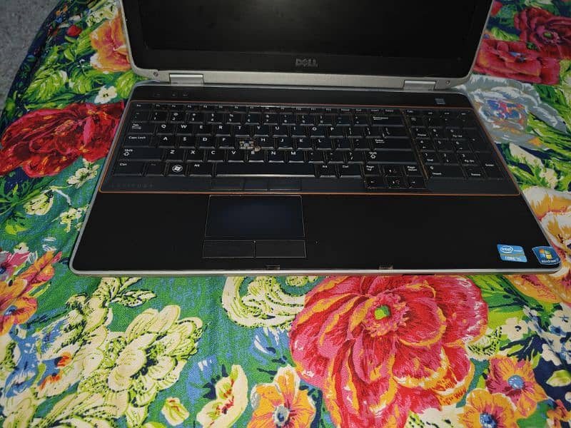Dell Laptop E6520 6