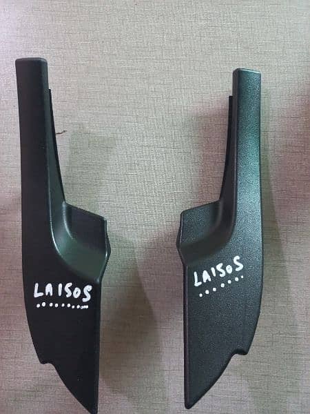 Daihatsu Move 660 CC ,  Windscreen  Corners Pair 0