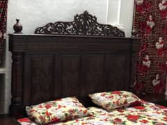 Used king size bed with matress and 2 side table