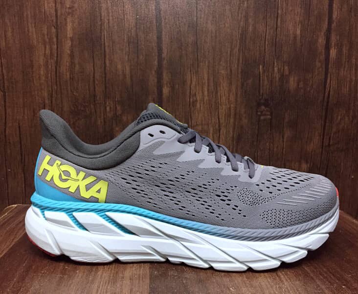 HOKA Clifton 7 Running Shoes (Size: 45) 0