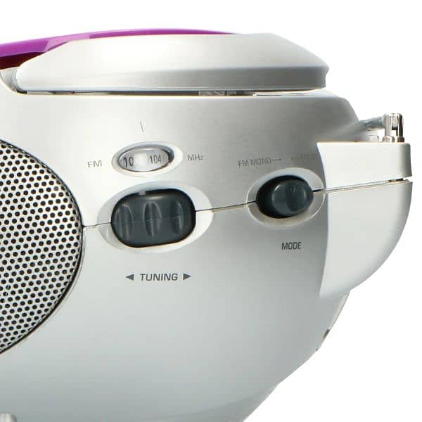 LENCO SCD-24 Purple - Portable stereo FM radio with CD player 6