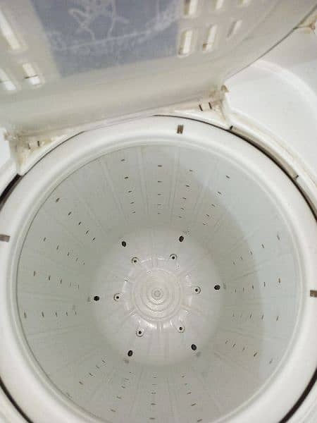 Dawlance twin tub semiAutomatic washing machine dw 6500 (Used) 4
