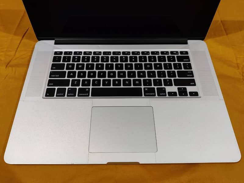 MacBook Pro Early 2013 (Retina, 15-inch) Core i7 1