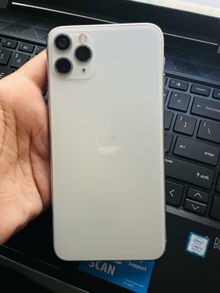 iphone 11 pro max 1