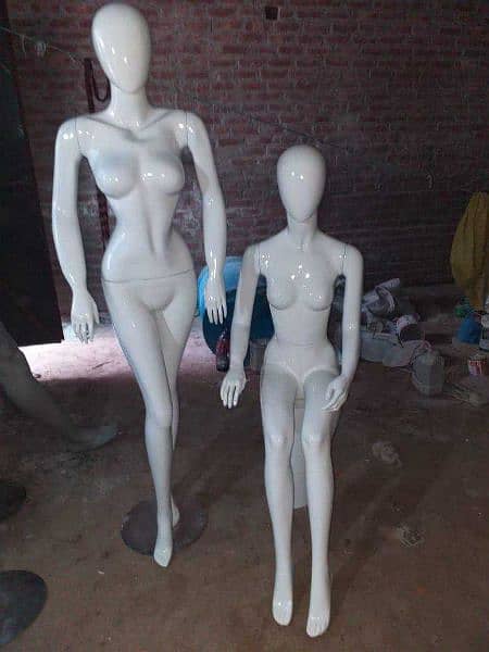 dummy mannequin 2