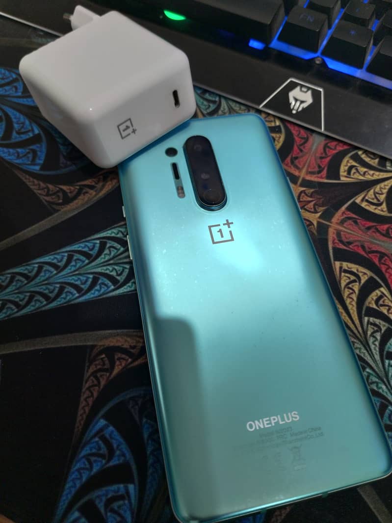Oneplus 8 pro with charger 1