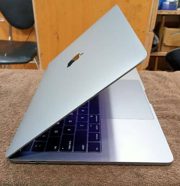 MacBook M1 Pro 2021 16GB 1TB 14" MKGQ3 AppleCare Warranty August, 2025 0